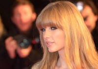 nrj-music-awards-red-carpet-2013-feat