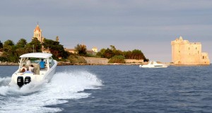 boston whaler 420 outrage 320 vantage