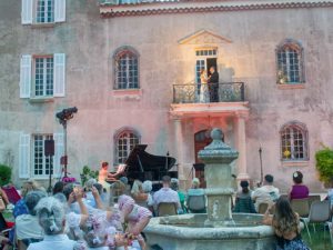 chateau roubine duos amour opera