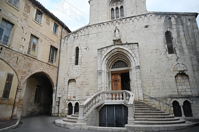 notre dame-puy grasse restaure patrimoine