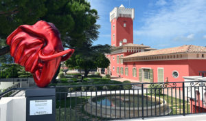château crémat elégance hommage coco chanel