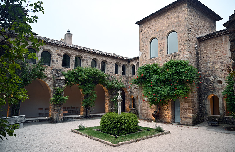 dubuffet miró flanagan château sainte roseline