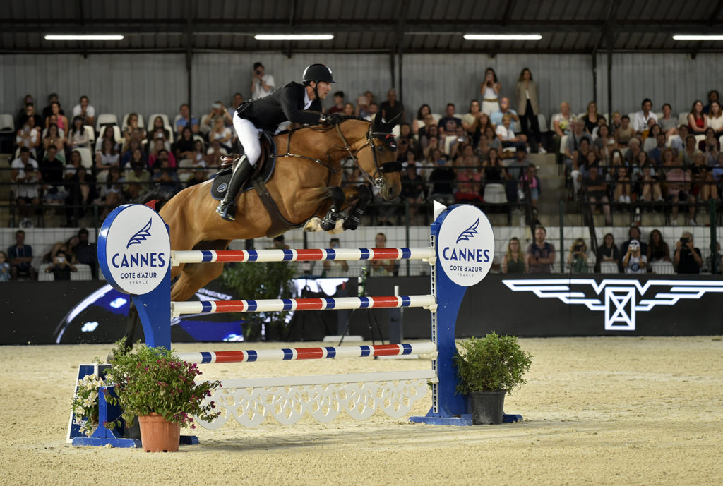 jumping international cannes cheval