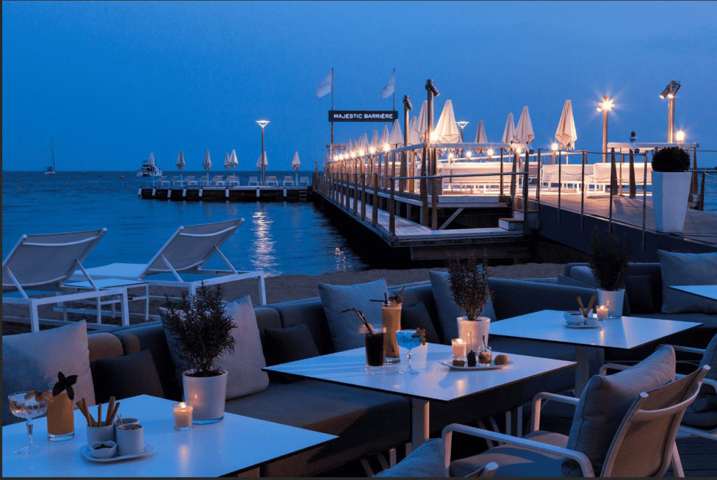 plage cannes barriere majestic apero