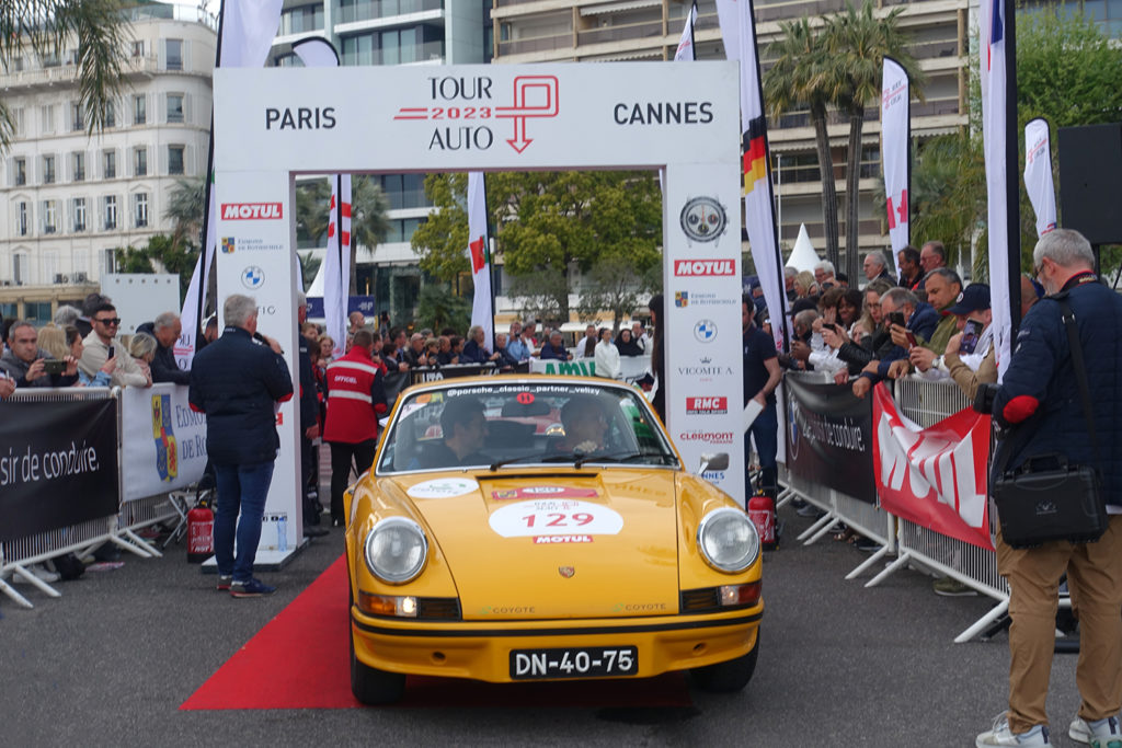 tour auto 2023 voiture cannes 