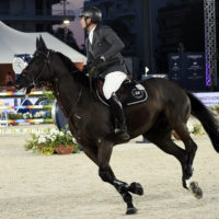 Janne-Frederike Meyer-Zimmermann Triomphe au Jumping de Cannes