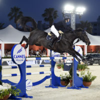 Janne-Frederike Meyer-Zimmermann Triomphe au Jumping de Cannes