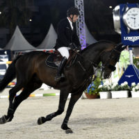 Janne-Frederike Meyer-Zimmermann Triomphe au Jumping de Cannes