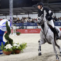 Janne-Frederike Meyer-Zimmermann Triomphe au Jumping de Cannes