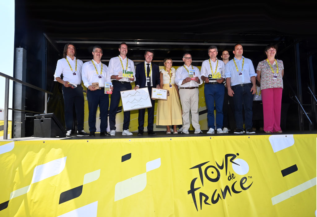 tour france fête arrivée départ etape nice