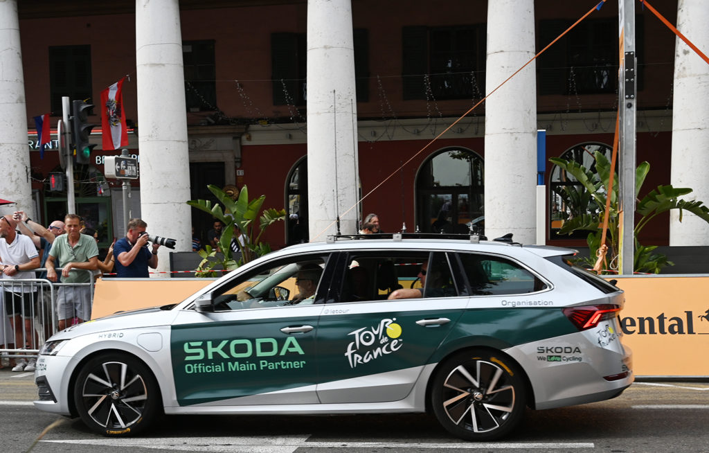 tour france fête arrivée départ etape nice