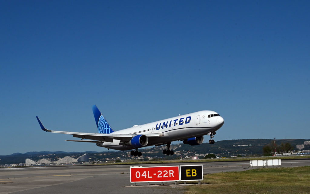 united airlines washington nice