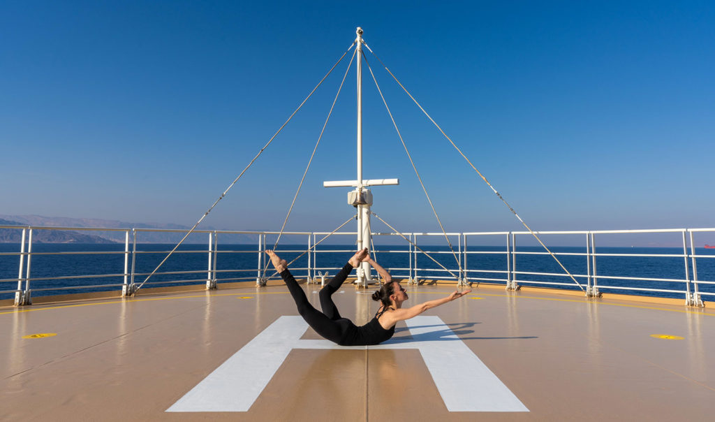 superyacht the world résidence