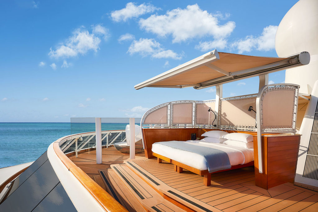 superyacht the world résidence