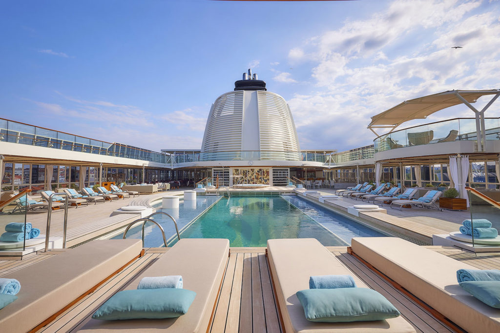 superyacht the world résidence