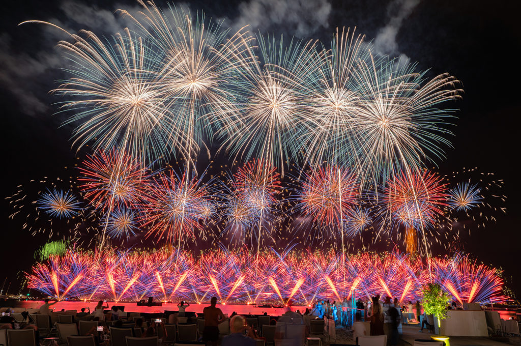 festival art pyrotechnique cannes 2025