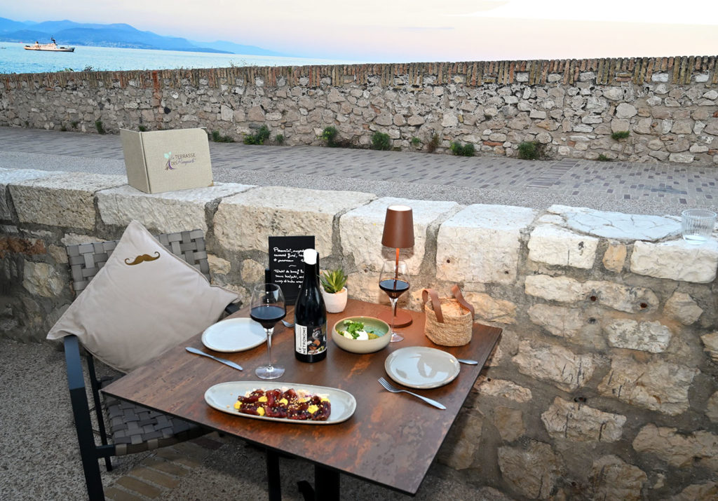 terrasse remparts antibes