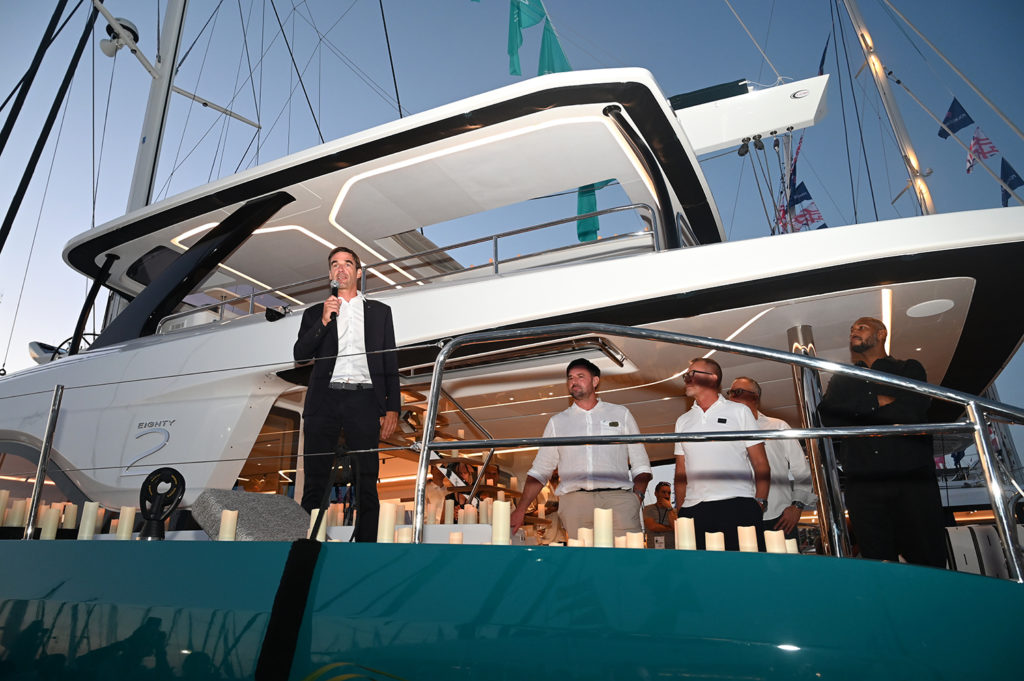 cannes yachting festival hisse haut voiles