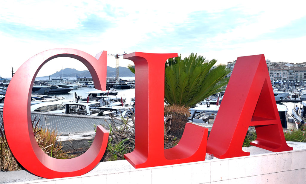 cannes yachting festival hisse haut voiles