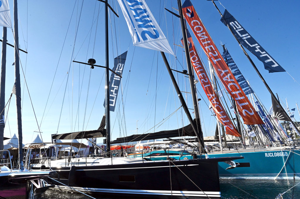 cannes yachting festival hisse haut voiles