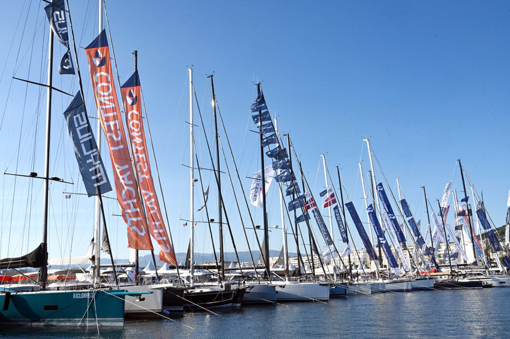cannes yachting festival hisse haut voiles