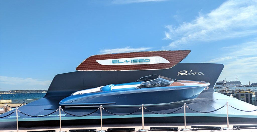 cannes yachting festival hisse haut voiles