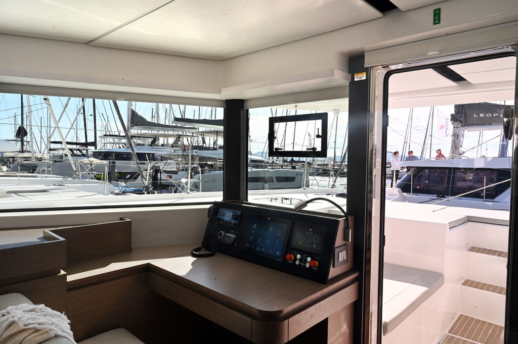 cannes yachting festival hisse haut voiles