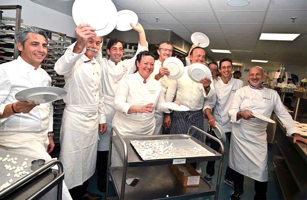 cannes met table restos cœur