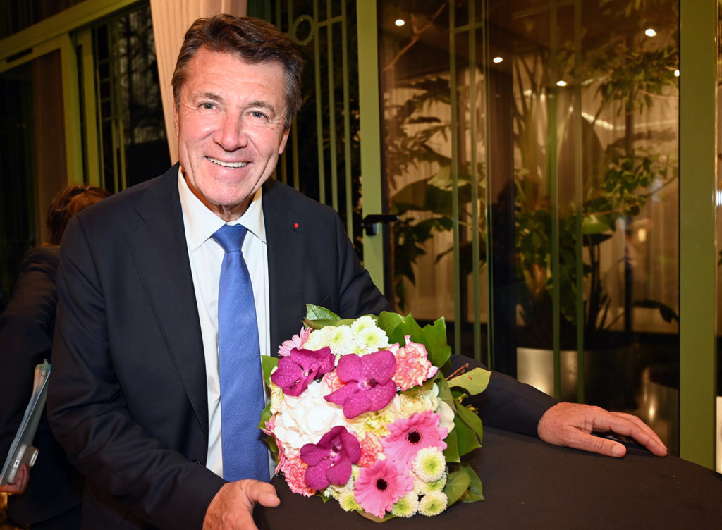 ambassador nice carré dor