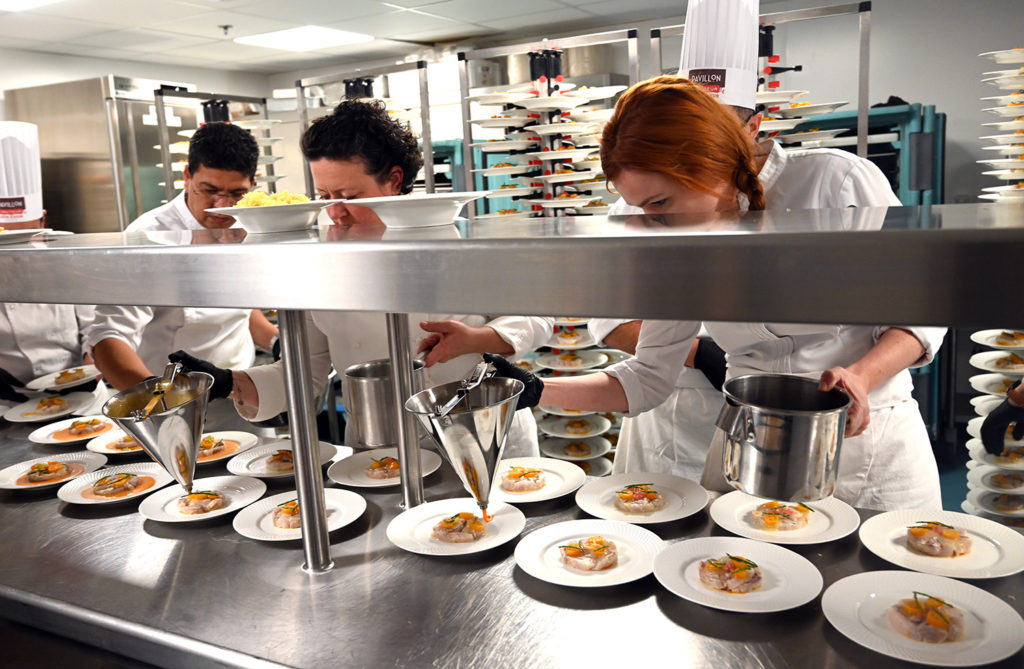 sept cheffes solidaire carlton cannes