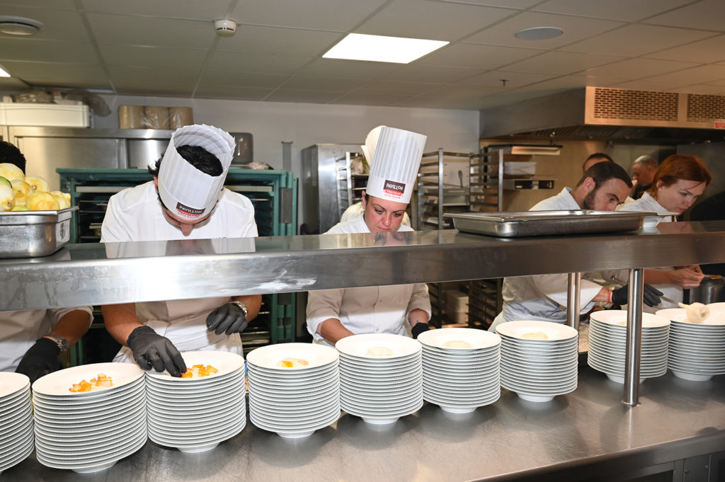 sept cheffes solidaire carlton cannes