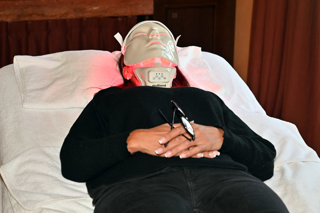 the glow house spa by clarins