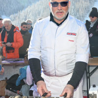 toques brûlées barbecue géant