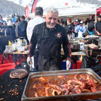 toques brûlées barbecue géant