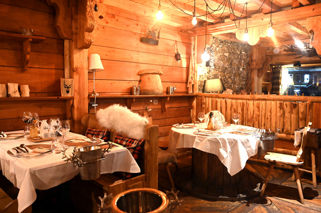 auron raingeard andrews payeur white