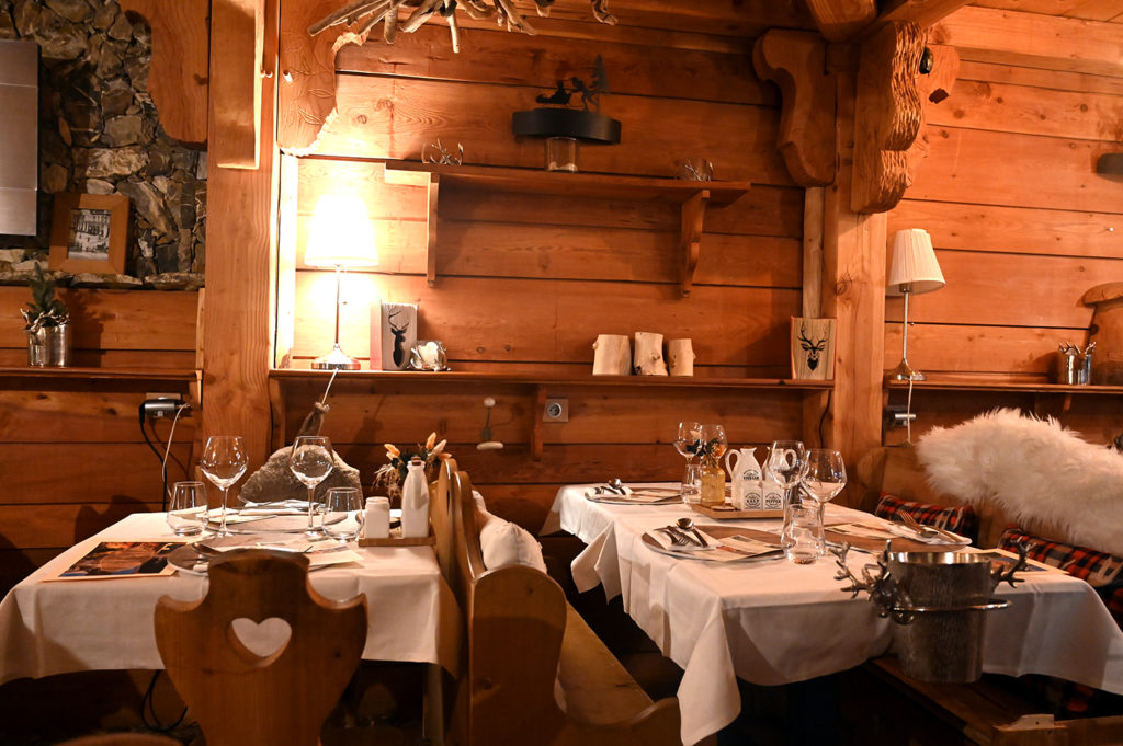 auron raingeard andrews payeur white