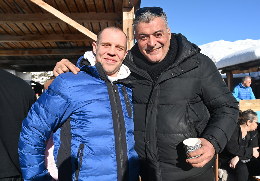 auron remercie partenaires aura