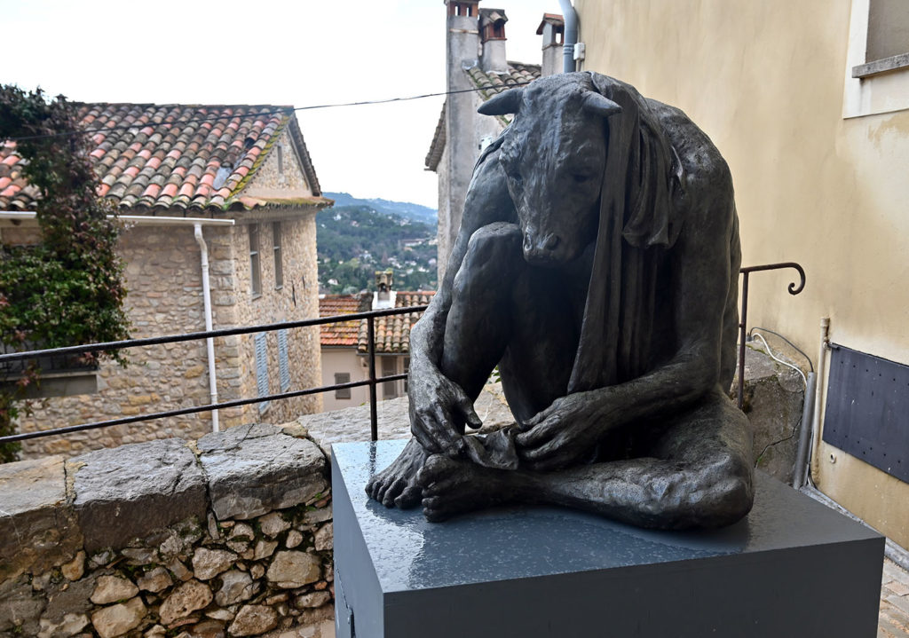 mougins monumental 2026 beth carter