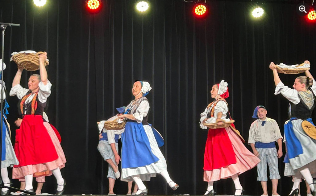 nice la belle 70 ans traditions niçoises