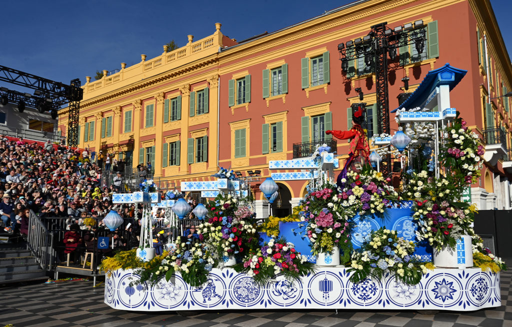 vive reine batailles fleurs nice