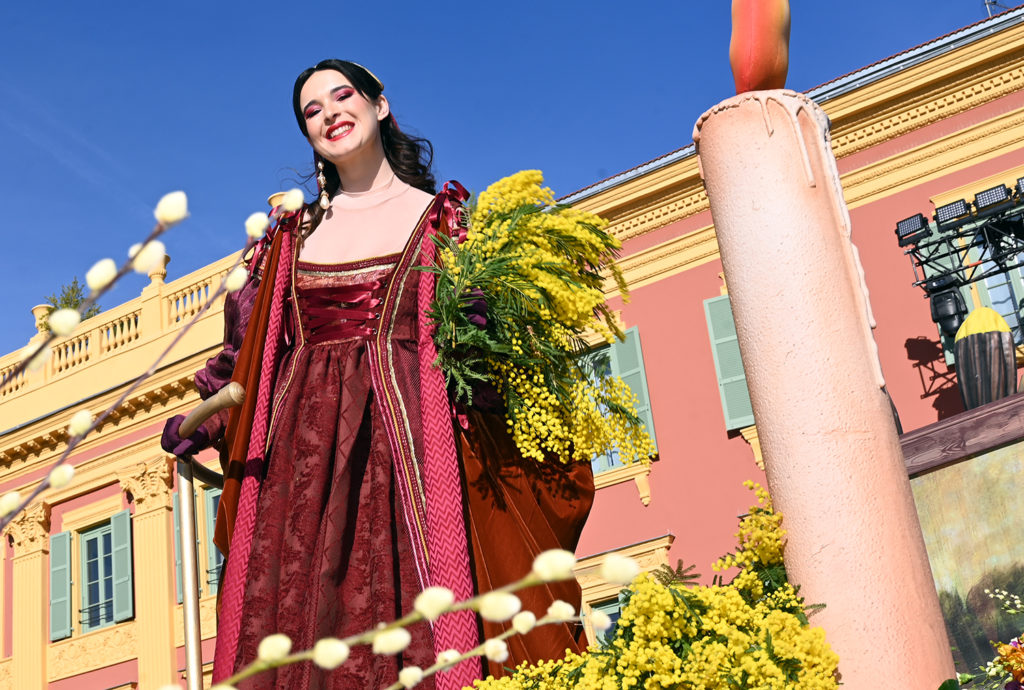 vive reine batailles fleurs nice