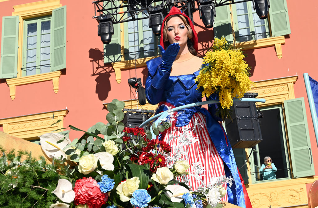 vive reine batailles fleurs nice