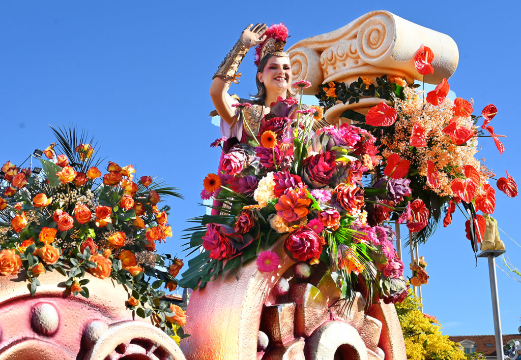 vive reine batailles fleurs nice