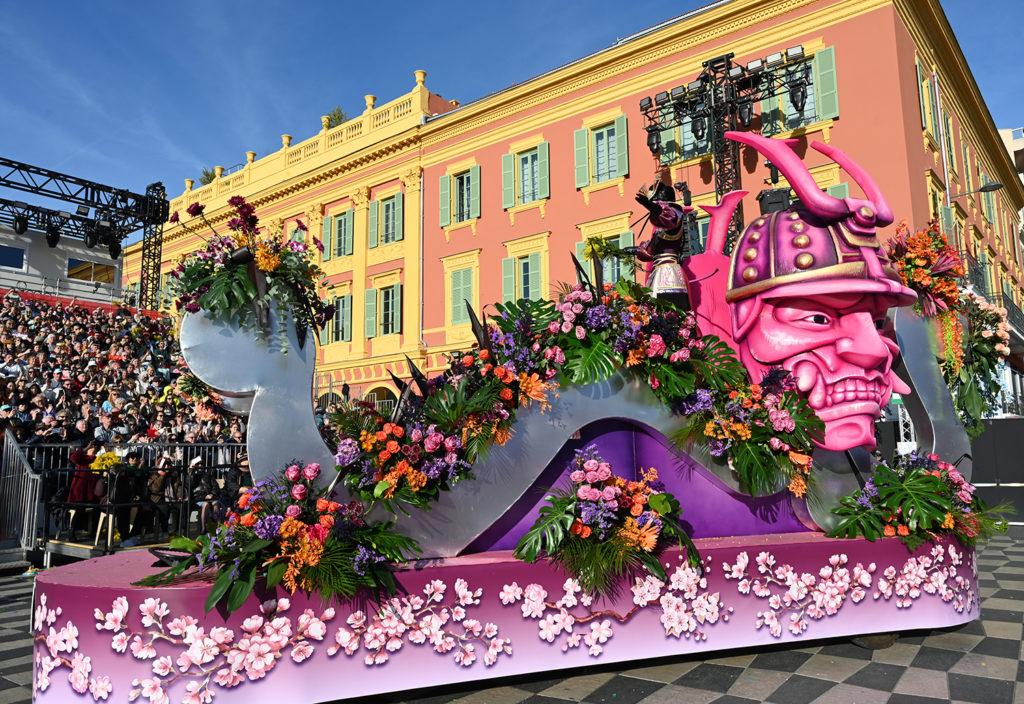 vive reine batailles fleurs nice