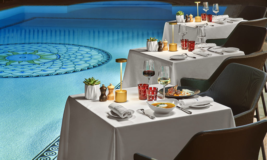 green globe gold majestic cannes