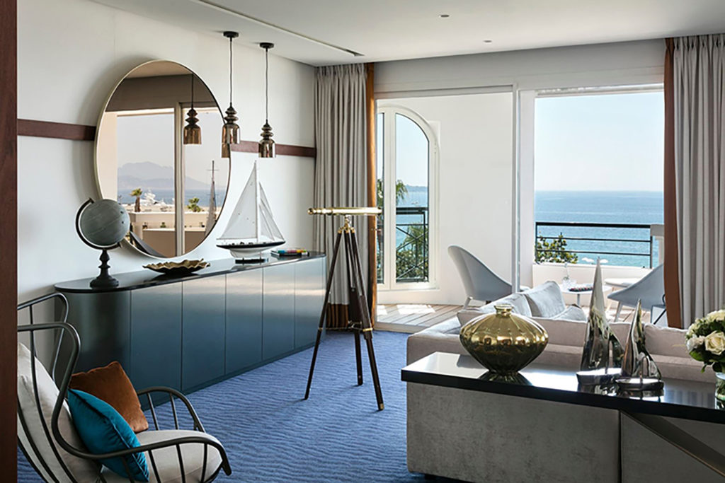 green globe gold majestic cannes