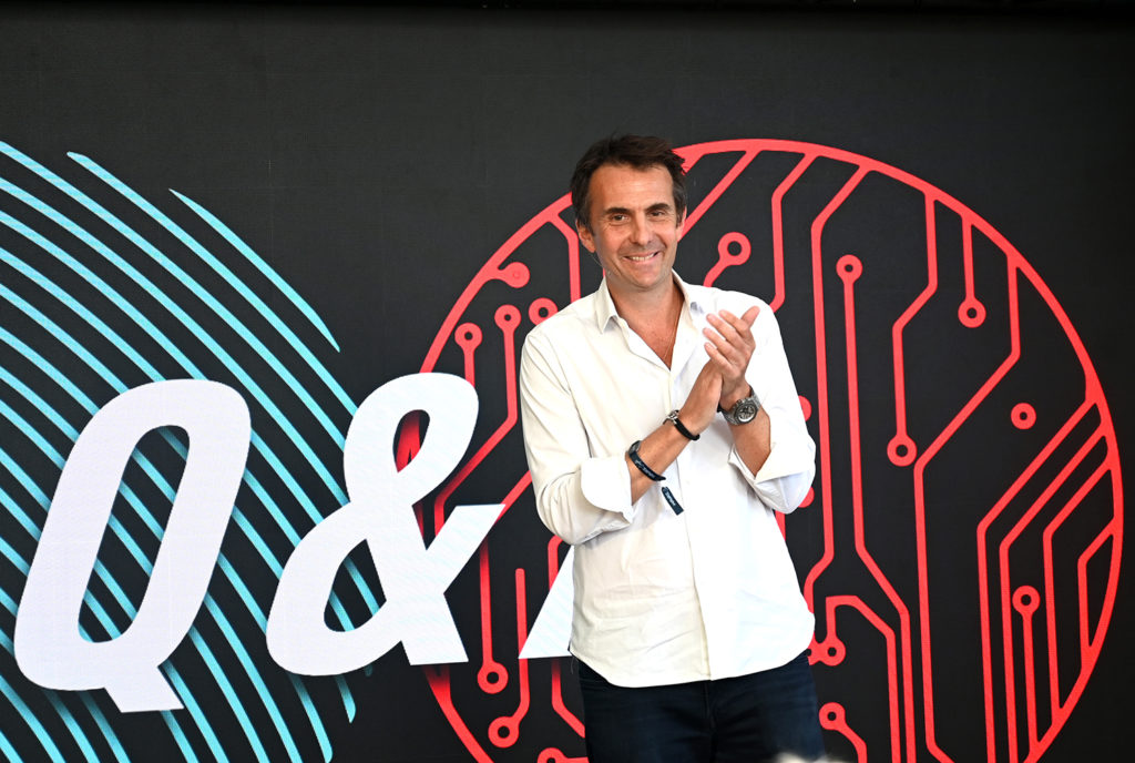 yannick bolloré havas réinventer marques