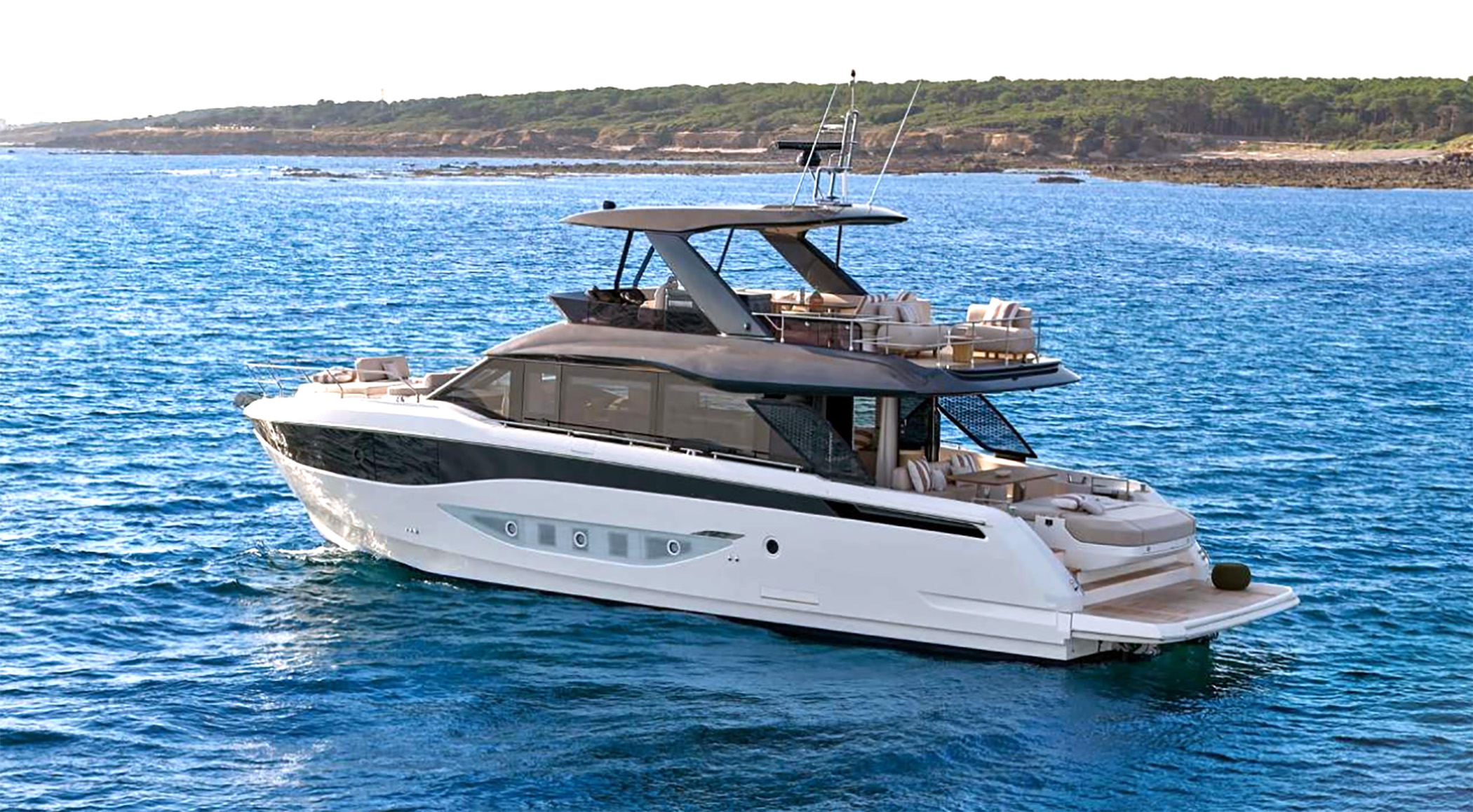cannes yachting prestige yacht