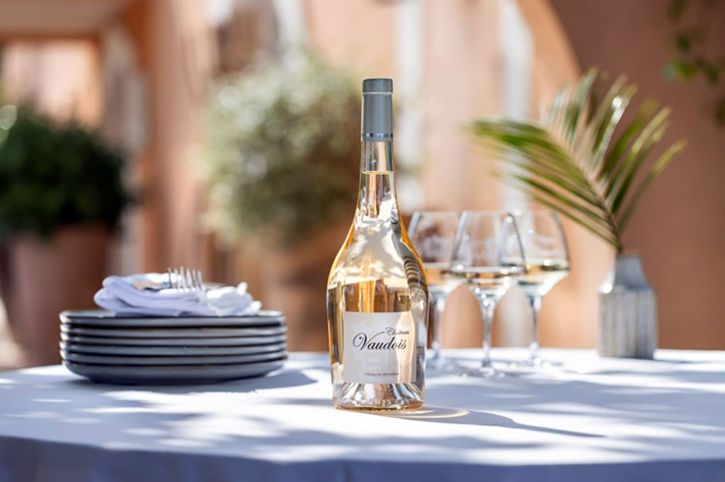banquet tropicana flore vignobles scène
