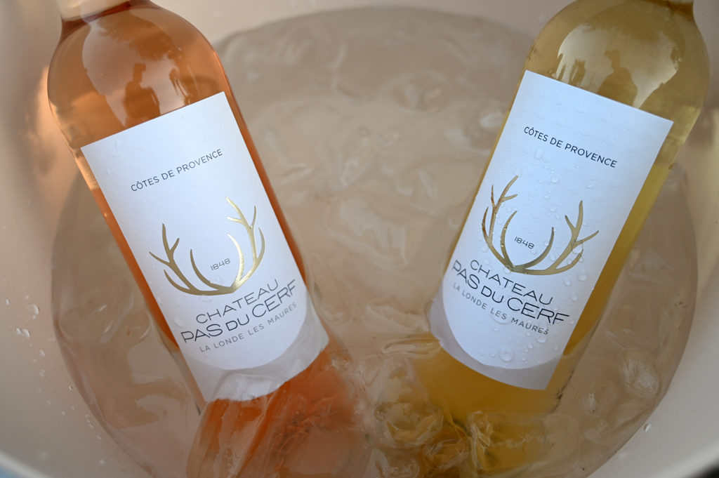 banquet tropicana flore vignobles scène